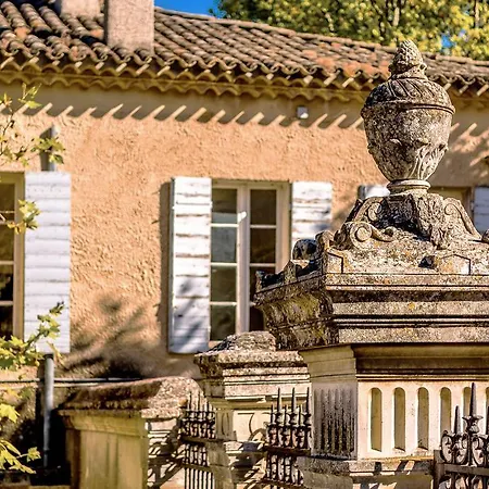Bed and breakfast Chateau De Valmousse *